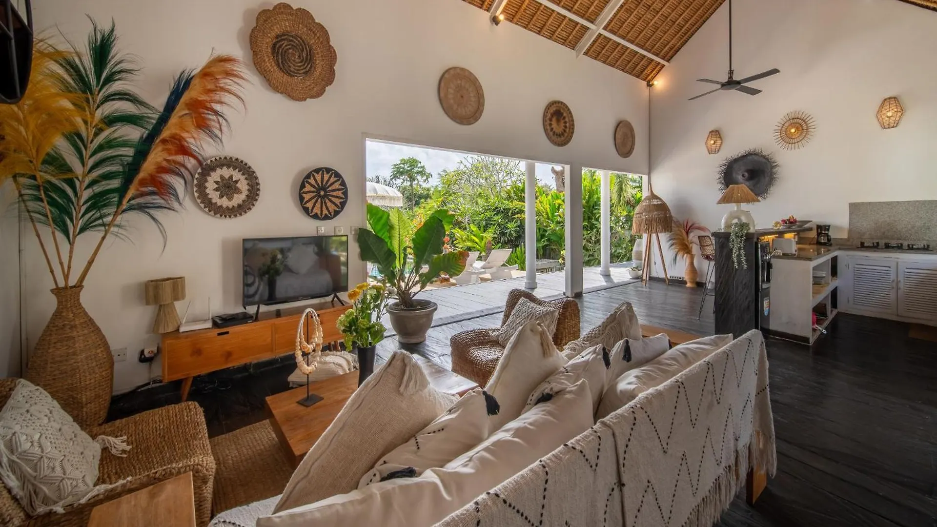 Villa Moana Poe Uluwatu Indonesia