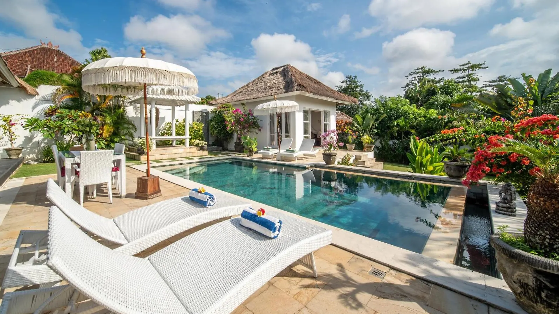 Villa Moana Poe Uluwatu